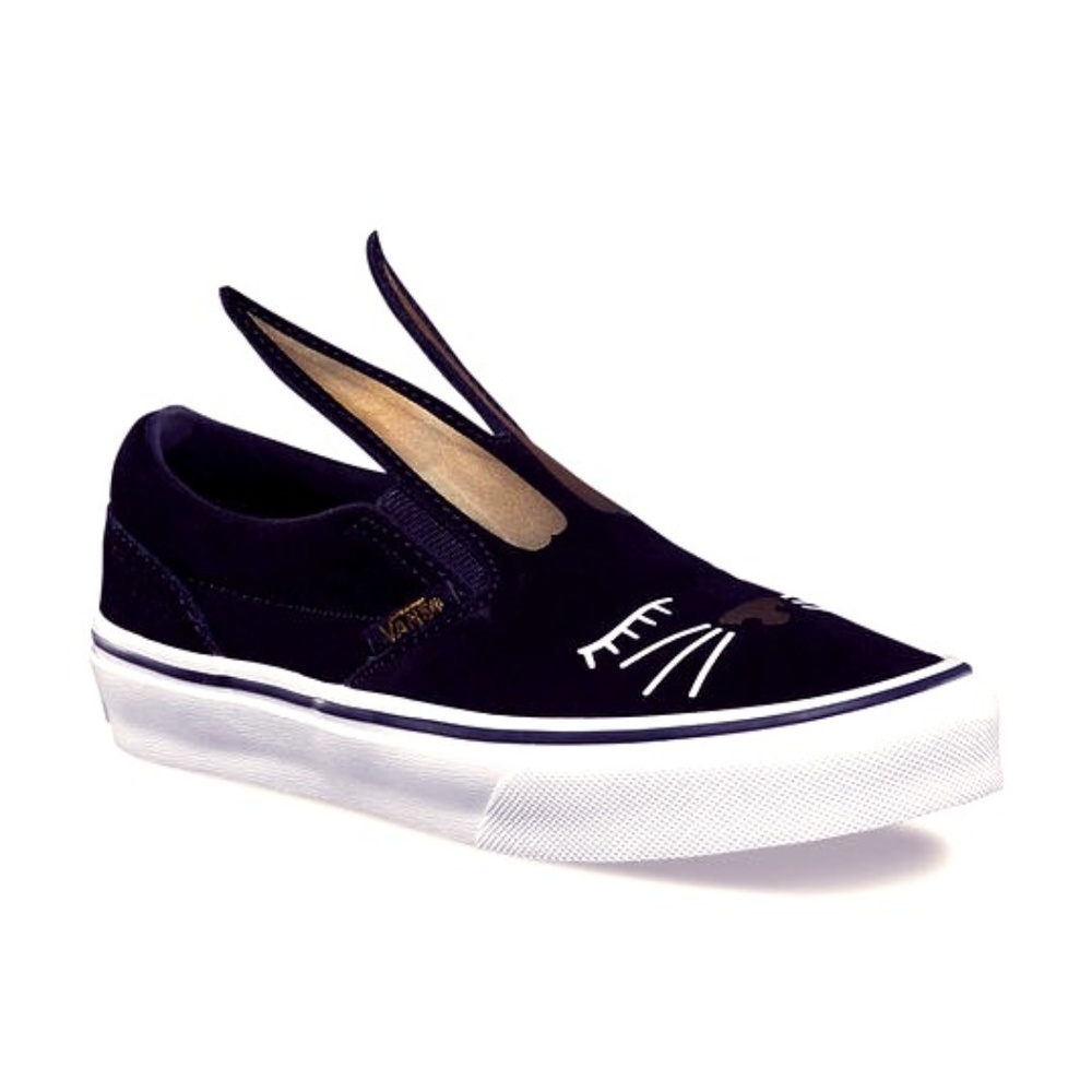 Girl's NEW Bunny Vans in Black/Gold!